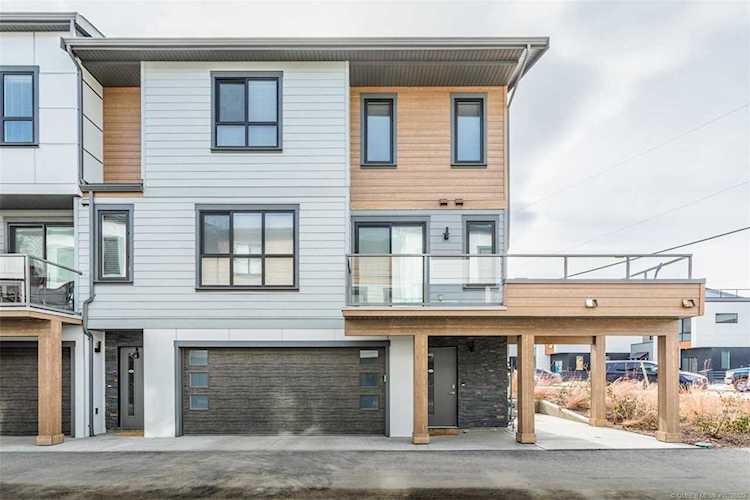 11581 Rogers Road #404 Lake Country, BC V4V1X8
