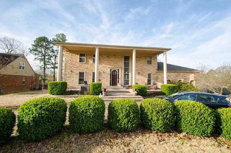 1809 Bryn Mawr Cir Germantown, TN 38138