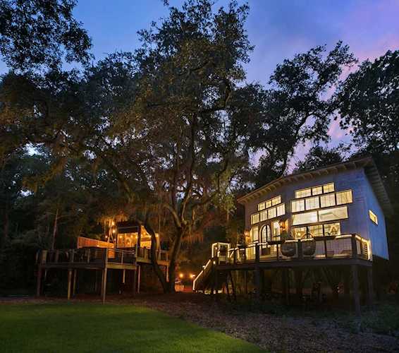 6569 Maybank Hwy Wadmalaw Island, SC 29487