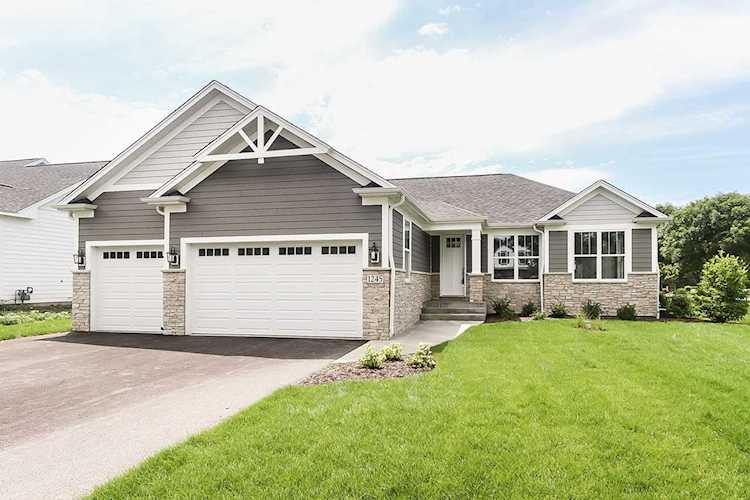 1245 Noble Dr Port Barrington, IL 60010