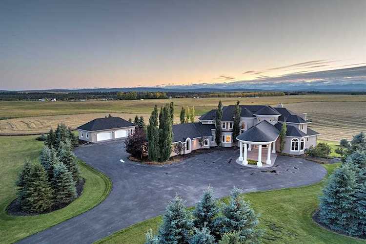 33130 Township Road 243 Rural Rocky View County, AB T3Z 2M6