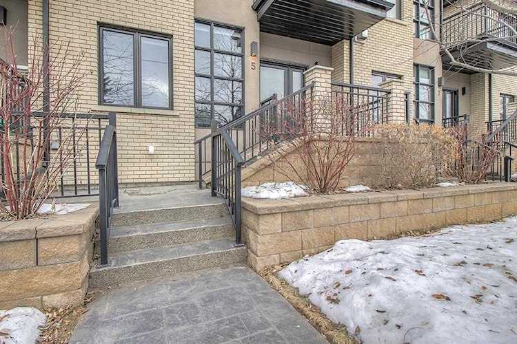 540 21 Ave SW #5 Calgary, AB T2S 0H1