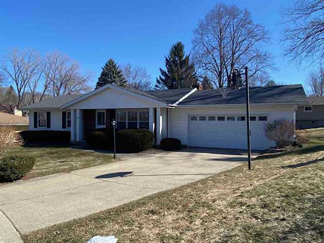 3609 Heather Ct Middleton, WI 53562