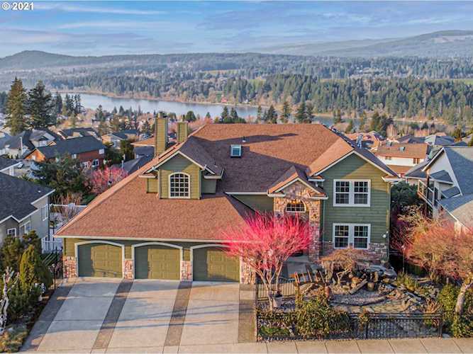 1745 NW 38th Ave Camas, WA 98607