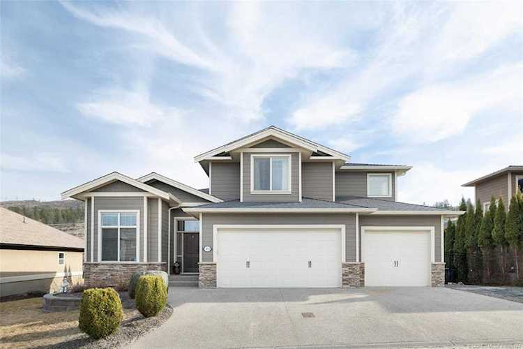473 Swan Drive Kelowna, BC V1W5J5