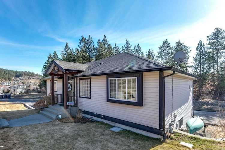 1941 Rosealee Lane West Kelowna, BC V1Z4A8