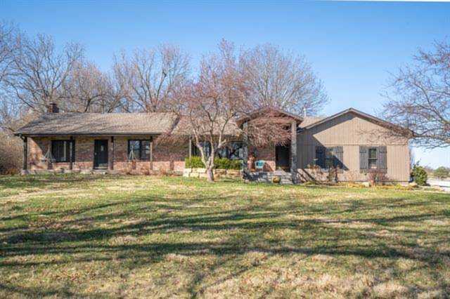 121 E 6th St Lawson, MO 64062