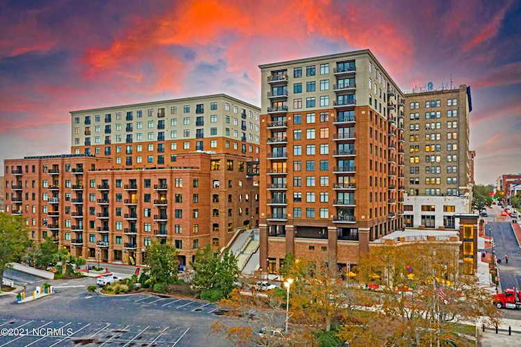240 N Water Street Wilmington, NC 28401