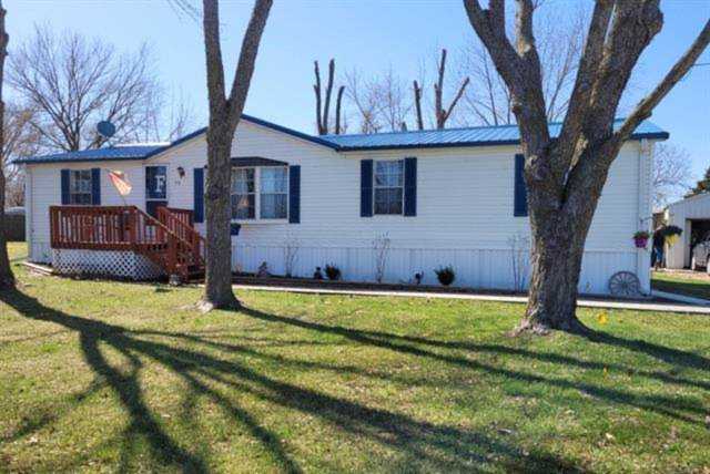 106 N Crittendon St Holden, MO 64040