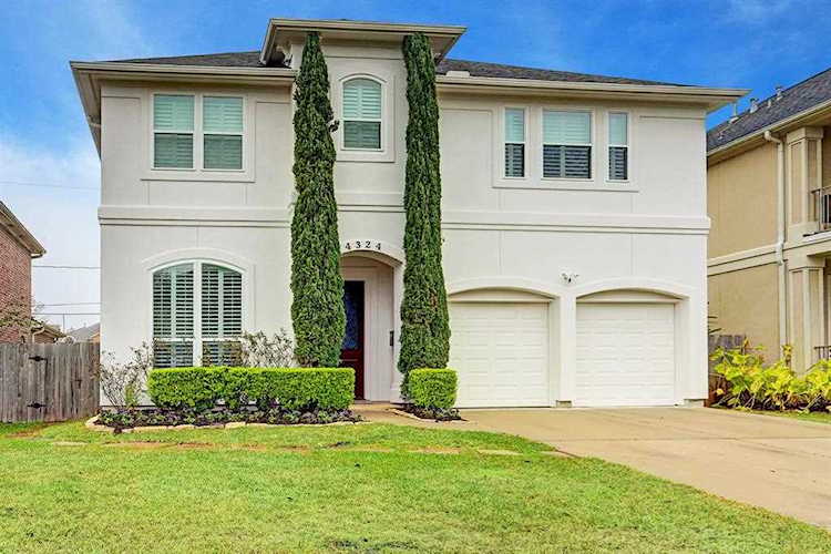4324 Dorothy St Bellaire, TX 77401