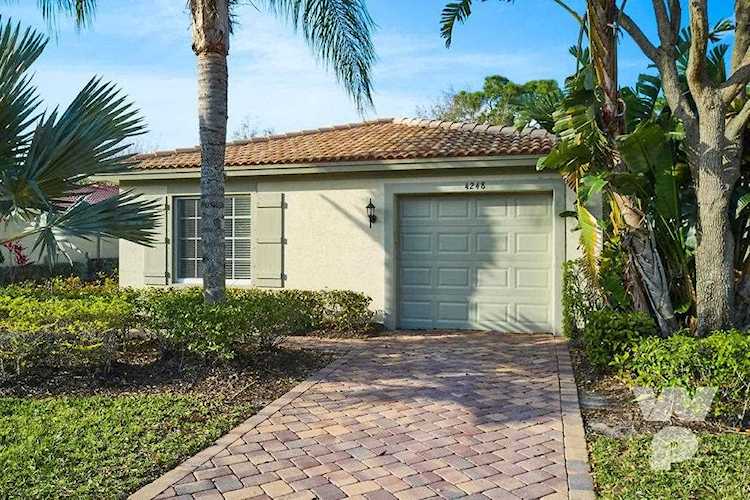 4248 56th Ln Vero Beach, FL 32967