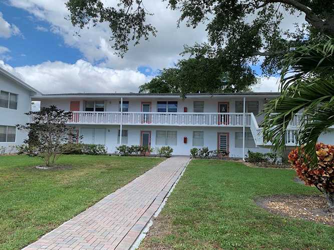 330 Durham J Deerfield Beach, FL 33442
