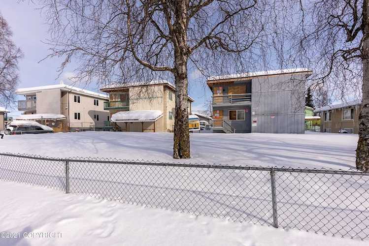 627 N Flower Street Anchorage, AK 99508