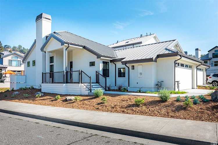 4550 Kilarney Circle Santa Rosa, CA 95403 | MLS 22025480 Photo 1