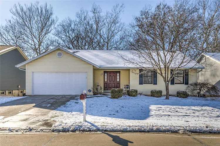 1149 Carrington Dr St Peters, MO 63376 | MLS 21008558 Photo 1