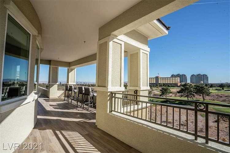 9125 Las Manaitas Ave #402 Las Vegas, NV 89144