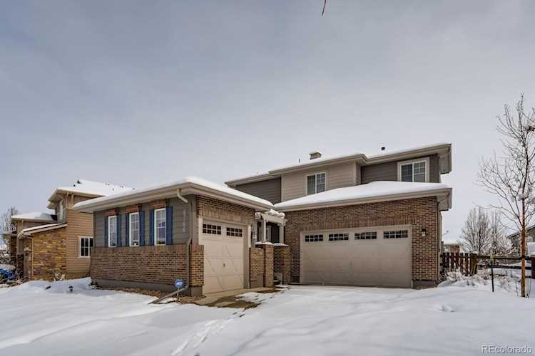 6766 S Quantock Way Aurora, CO 80016 | MLS ® 5433650 Photo 1