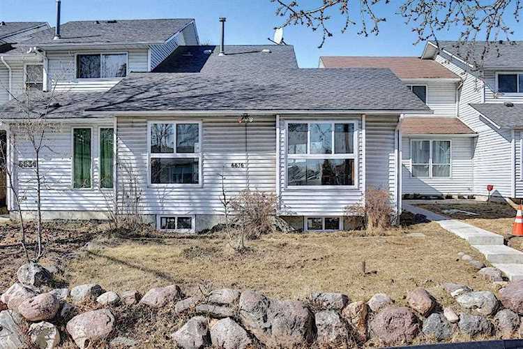 6636 Temple Dr NE Calgary, AB T1Y 5V6