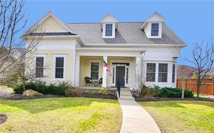 2279 Shaftesbury Rd Carmel, IN 46032