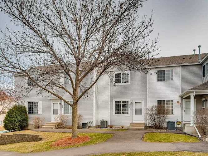 Eden Prairie | Hennepin County | MLS 5727679 | 9096 Scarlet Globe Drive Photo 1
