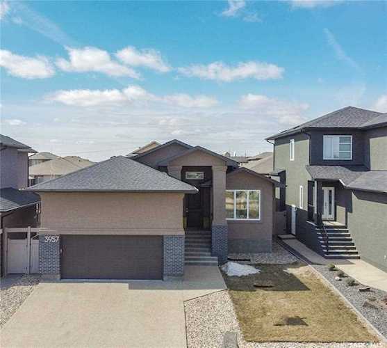 3957 Sandhill Crescent Regina, SK S4V 3G7