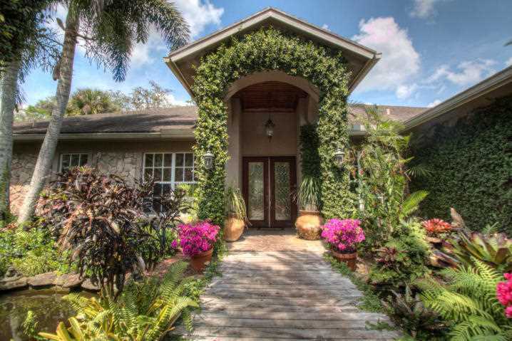 11187 NW S 90th Street Boynton Beach, FL 33472