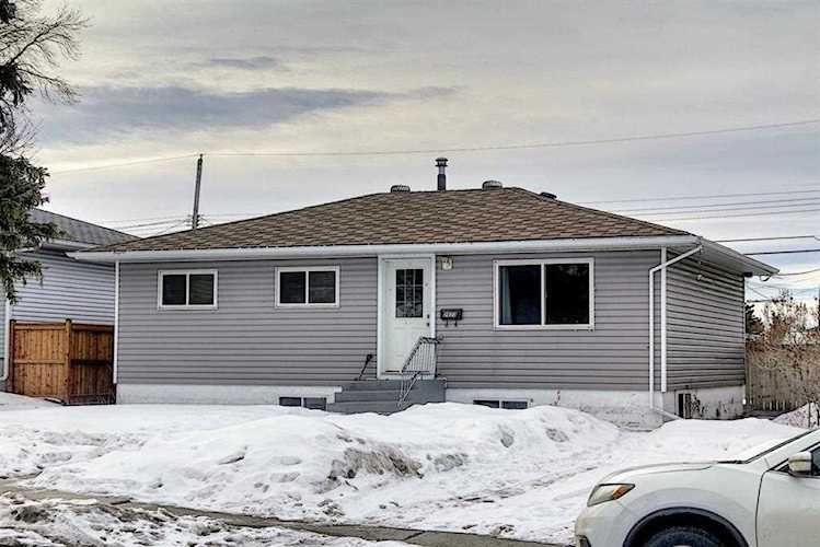 2823 9 Ave SE Calgary, AB T2A 0B9