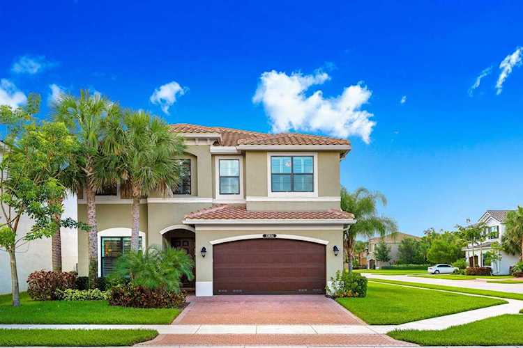 13834 Moss Agate Avenue Delray Beach, FL 33446 | R10687581 - BocaLuxuryCondos.com Photo 1