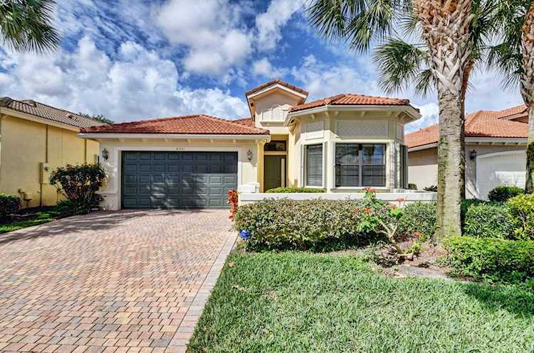 6931 Fabiano Circle Boynton Beach, FL 33437