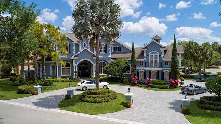 5966 Pinewood Avenue Parkland, FL 33067