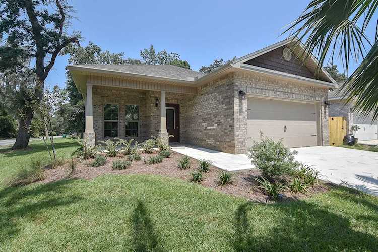 1016A 48th Street Niceville, FL 32578