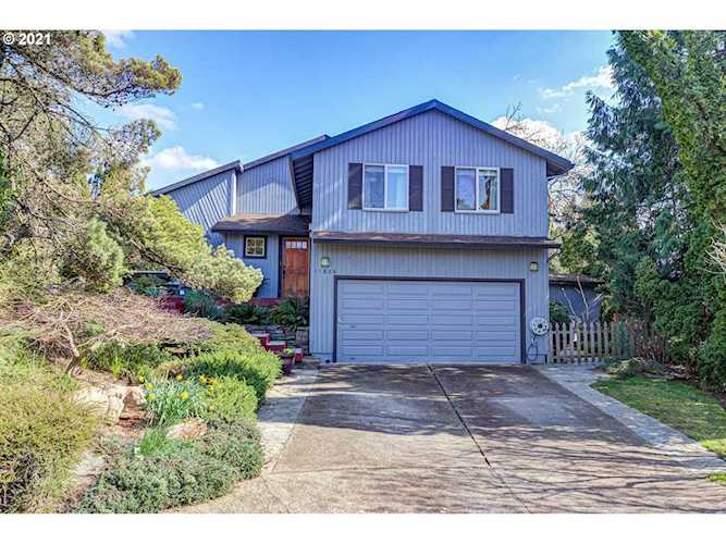 11828 SE Knee Ct Happy Valley, OR 97086 | MLS 21160262 Photo 1