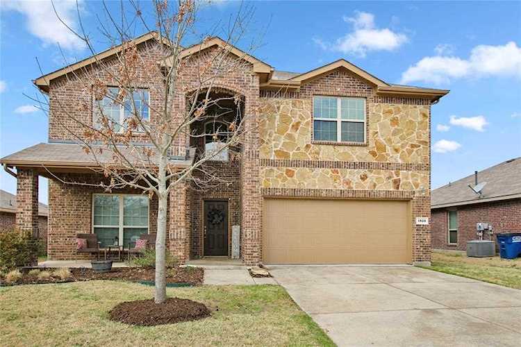 1520 Stanford Drive Van Alstyne, TX 75495