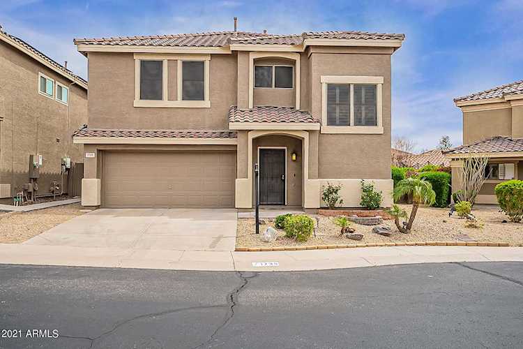 1735 W Wildwood Drive Phoenix, AZ 85045 | MLS 6212504 Photo 1