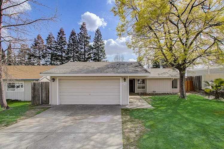 8926 Woodward Way Orangevale, CA 95662