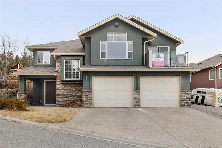 2040 Rosealee Lane West Kelowna, BC V1Z4C5