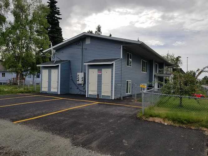 4502 McPhee Avenue Anchorage, AK 99508