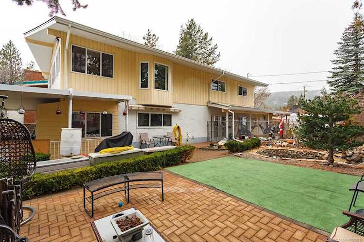 2773 Aberdeen Road West Kelowna, BC V4T1J3