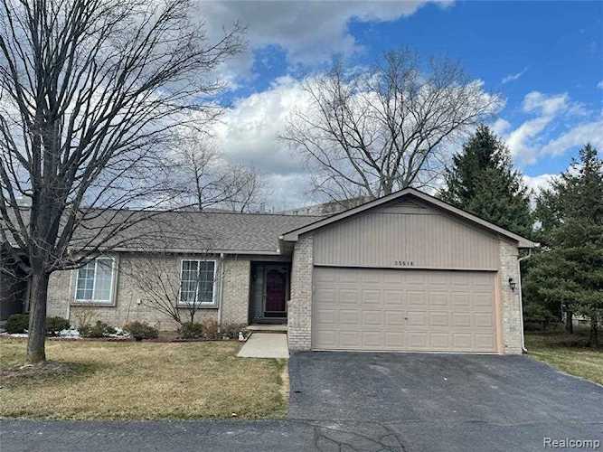 35516 Dove Trail Westland, MI 48185 | MLS 2210020389 Photo 1