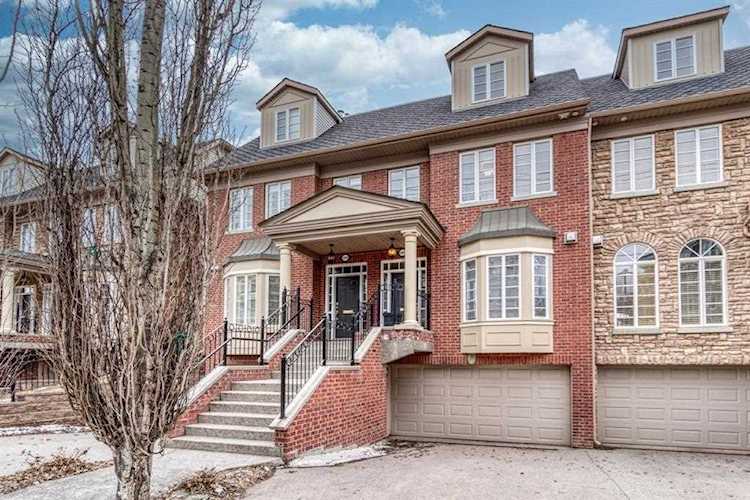 2425 Erlton St SW Calgary, AB T2S 2V9