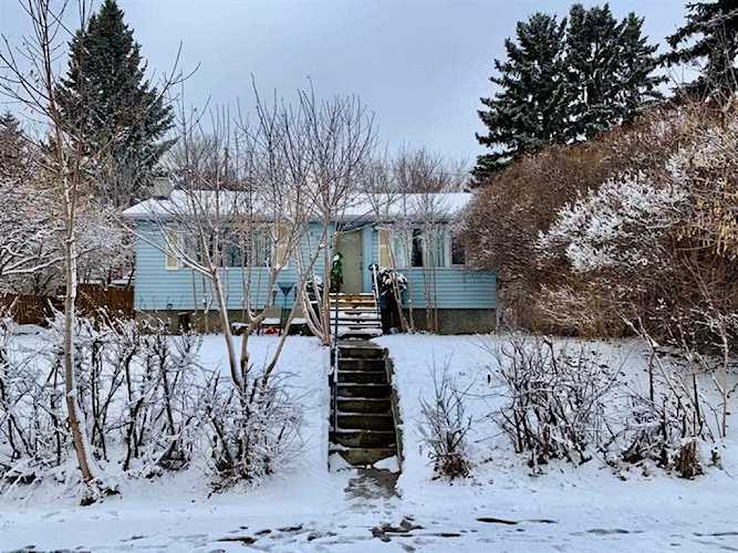 3407 Centre A St NE Calgary, AB T2E 3A1
