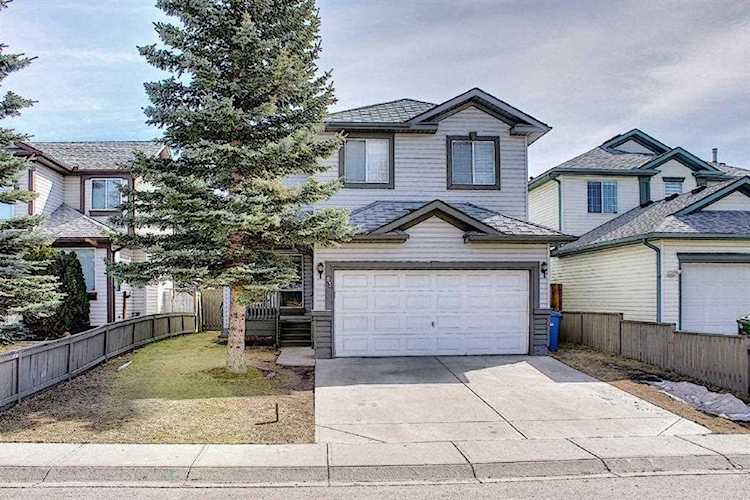 83 Anaheim Circle NE Calgary, AB T1Y 7E1