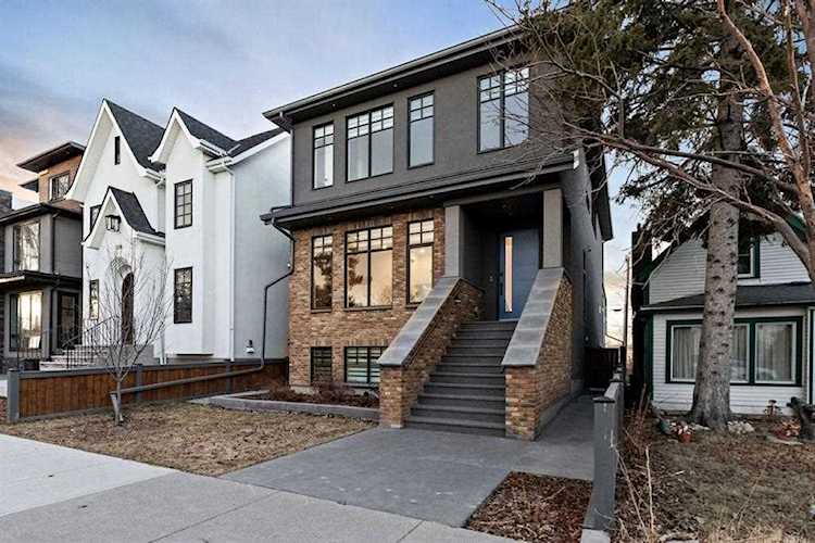 1212 8 Ave SE Calgary, AB T2G 0M7