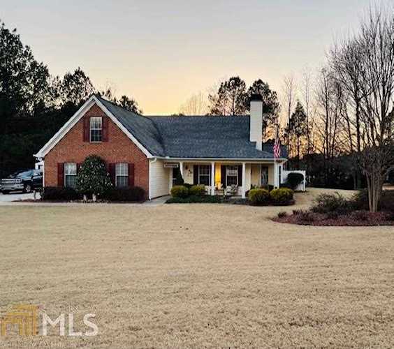 1040 Ola Dale Dr Mcdonough, GA 30252 | MLS 8939509 Photo 1