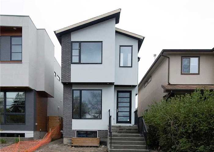 3528 3 St NW Calgary, AB T2K 0Z6