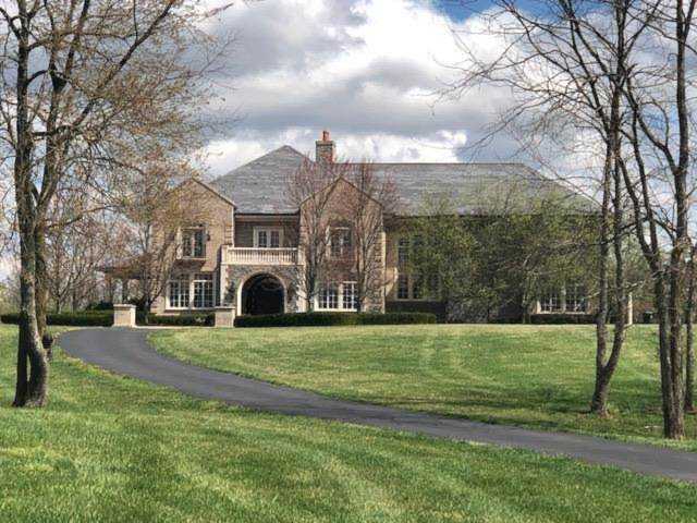 3041 Brookmonte Ln Lexington, KY 40515