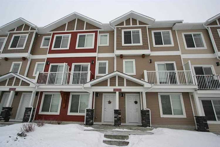 93 Redstone Circle NE Calgary, AB T3N 0M8