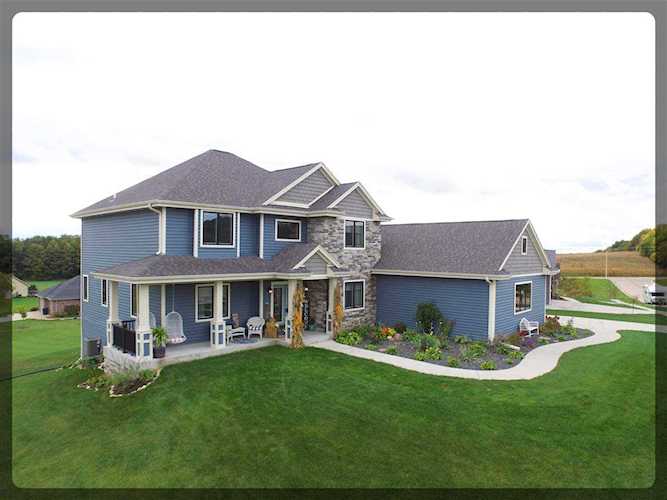 3507 Dartmouth Dr Janesville, WI 53548