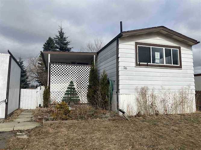 16 The Parkwy Edmonton, AB T6P 1C9