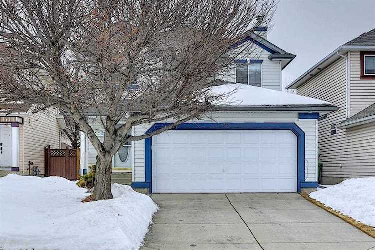73 Somercrest Gardens Calgary, AB T2Y 3K6